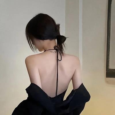 星际迷航：比基尼战神